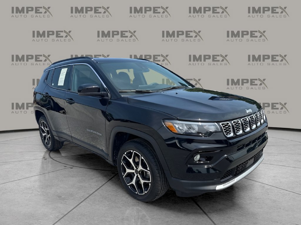 Used 2025 Jeep Compass Limited AWD/4WD image 4