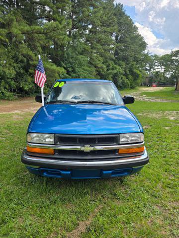 Used 2000 Chevrolet S10 Pickup LS w/ Preferred Equipment Group RWD image 7