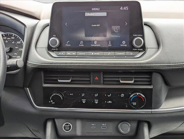 Used 2023 Nissan Rogue S image 14