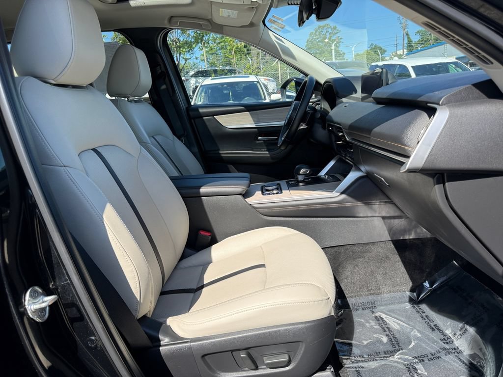 Used 2024 MAZDA CX-90 Plug-In Hybrid w/ Preferred AWD/4WD image 28