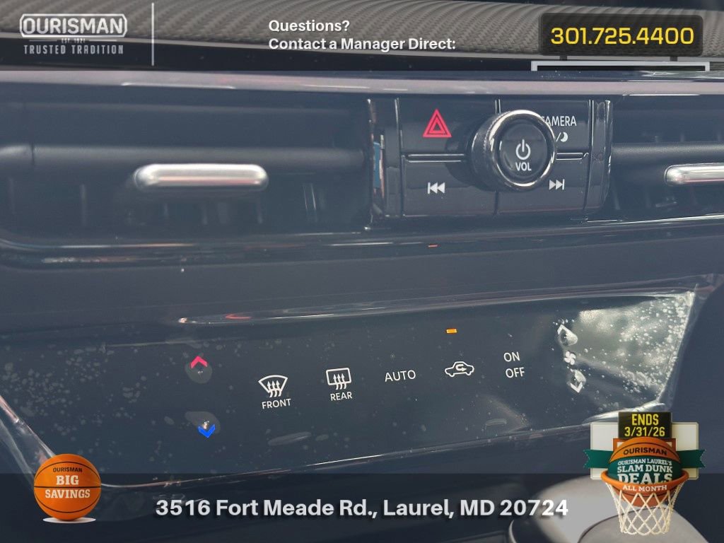 New 2025 Nissan Kicks SR image 25