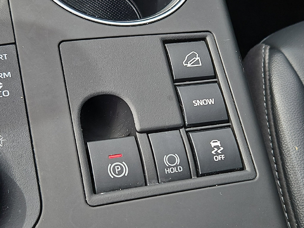 Used 2023 Toyota Highlander XSE AWD/4WD image 18