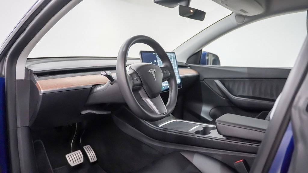 Used 2022 Tesla Model Y Performance image 4