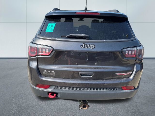 Used 2017 Jeep Compass Trailhawk AWD/4WD image 3
