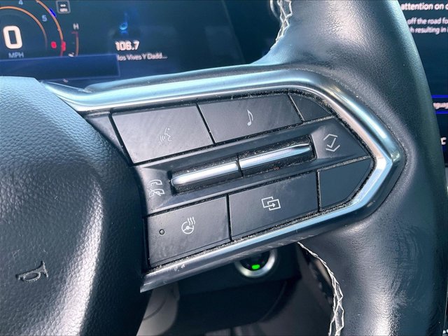 Certified 2024 Chevrolet Traverse LT FWD image 18