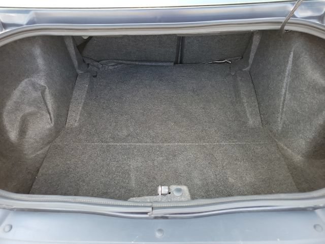 Used 2019 Dodge Challenger SXT RWD image 10