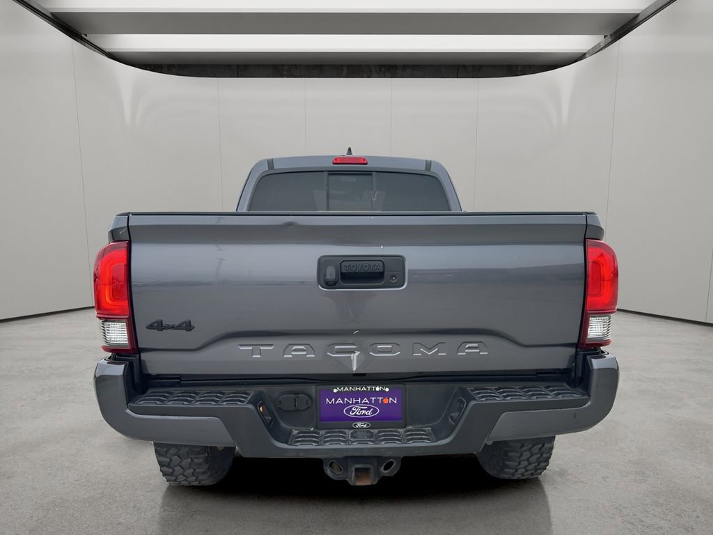 Used 2020 Toyota Tacoma SR w/ SX Package image 5