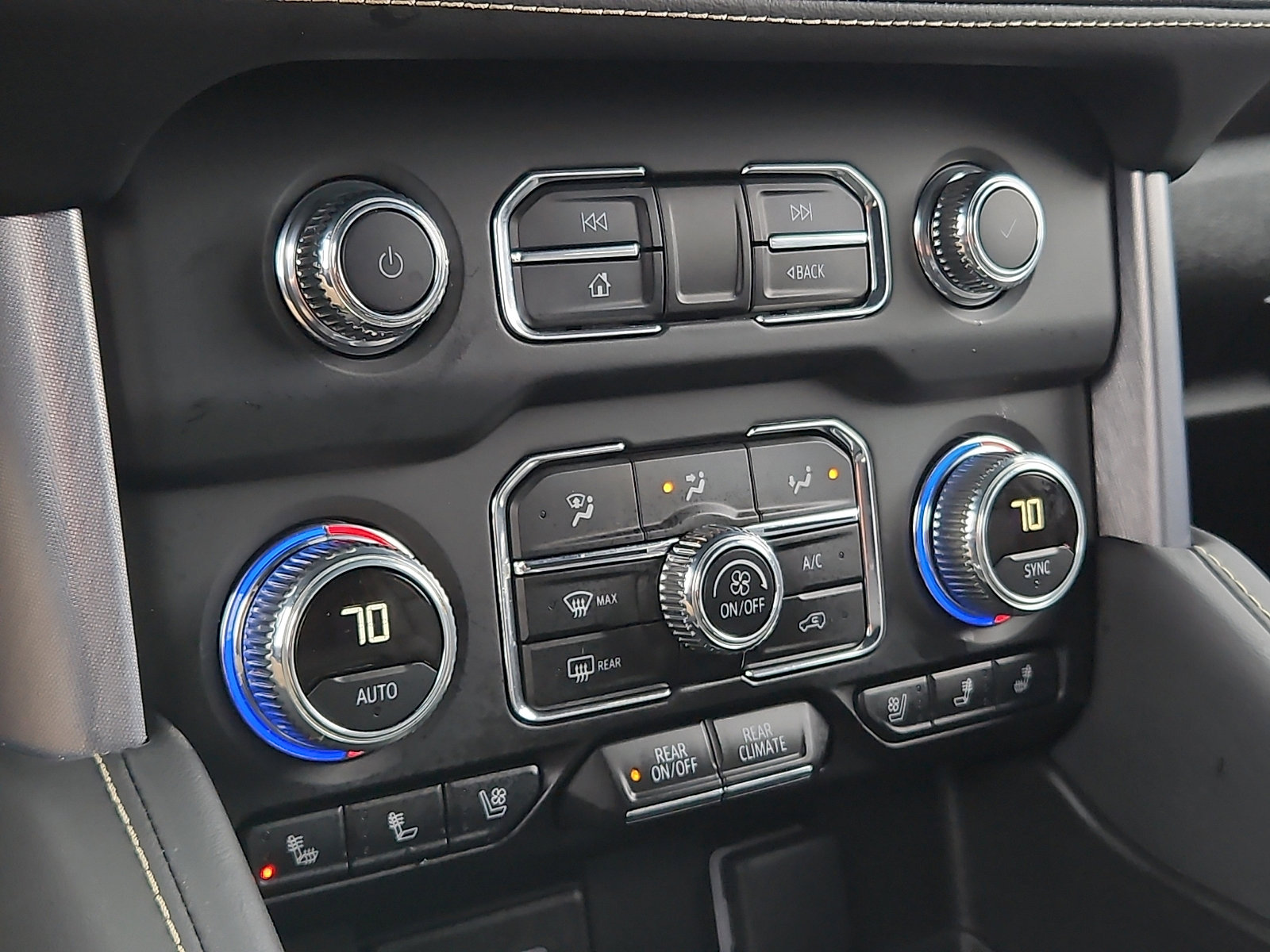 Certified 2024 GMC Yukon XL SLT image 15