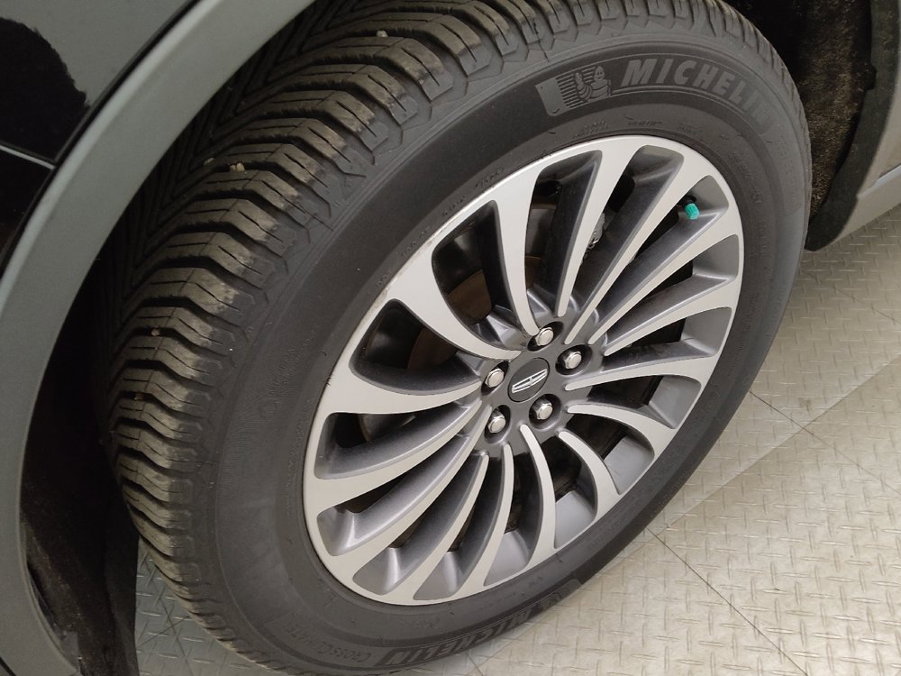 Used 2021 Lincoln Aviator Reserve w/ Equipment Group 201A AWD/4WD image 31