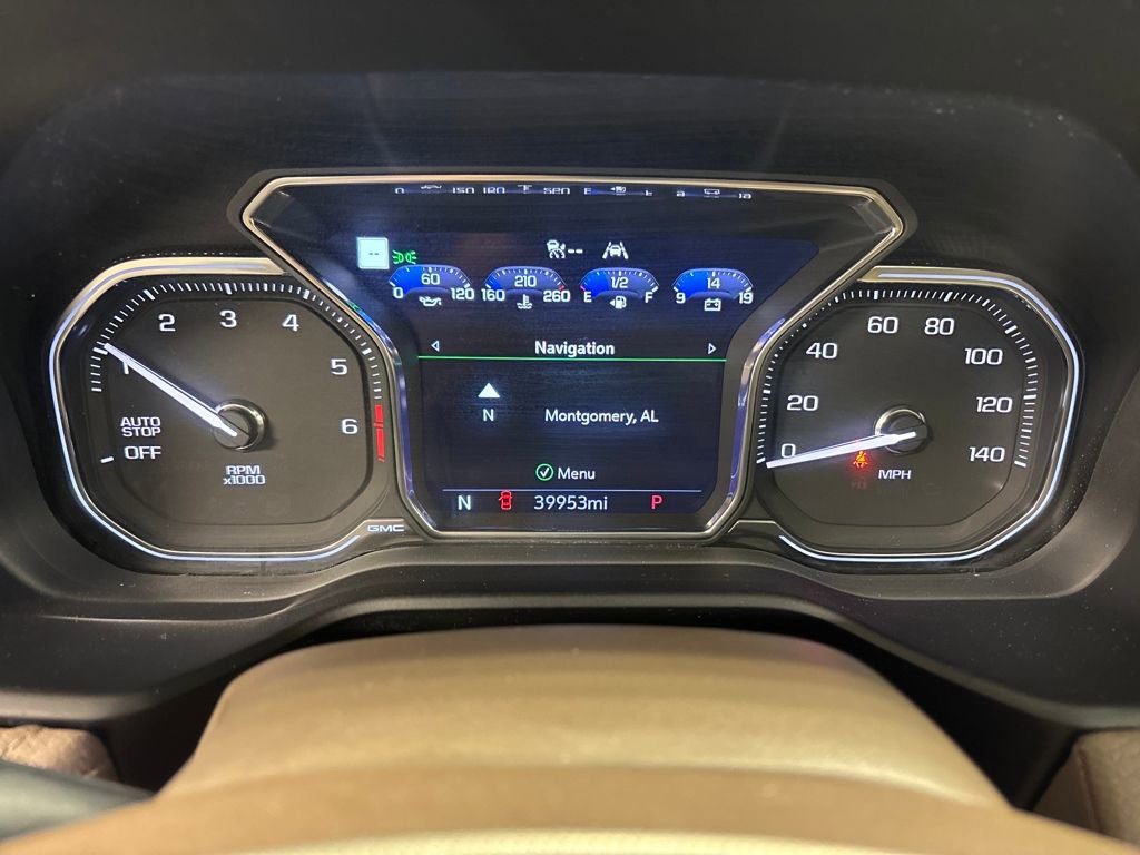 Used 2021 GMC Yukon Denali w/ Denali Premium Package image 39