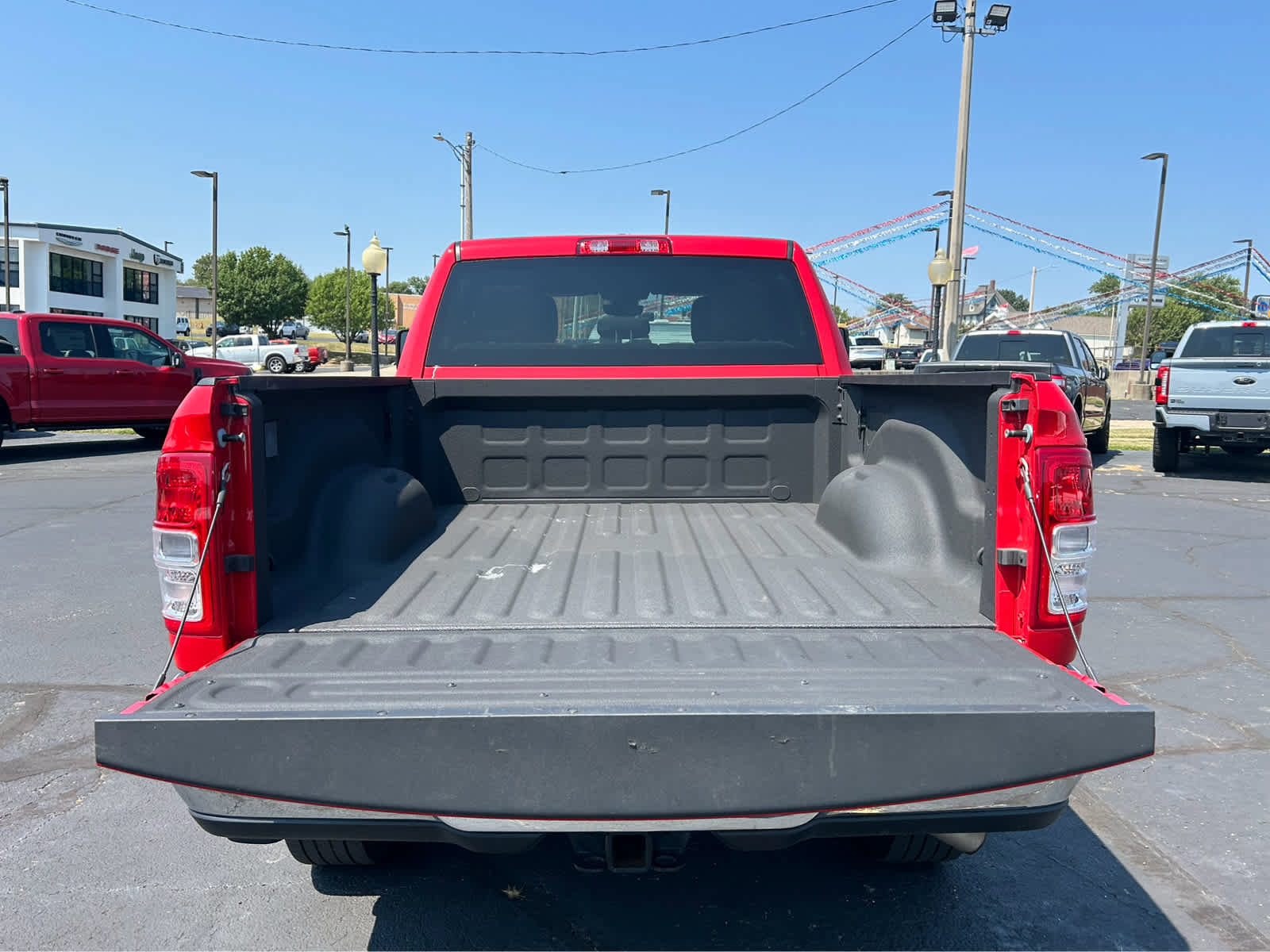 Used 2024 RAM 2500 Big Horn w/ Bed Utility Group image 6