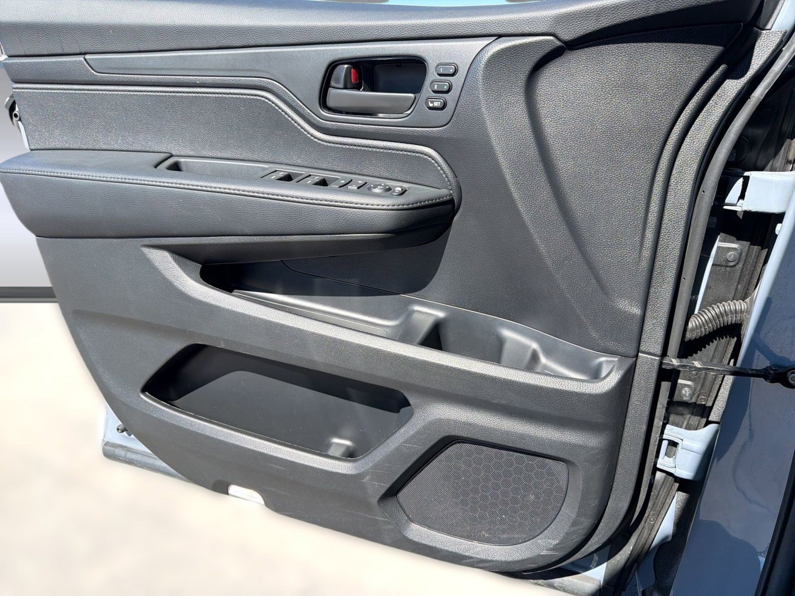 Used 2025 Honda Odyssey Sport-L image 21