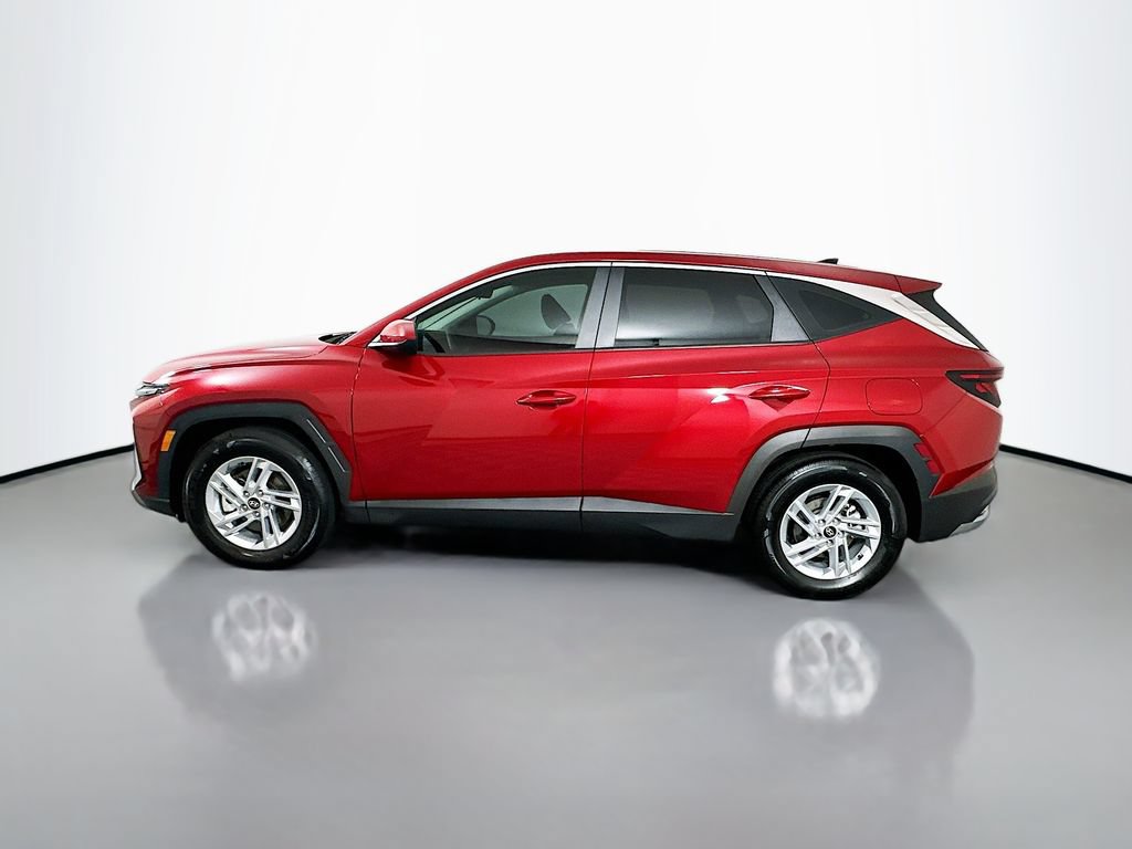 Certified 2026 Hyundai Tucson SE FWD image 8