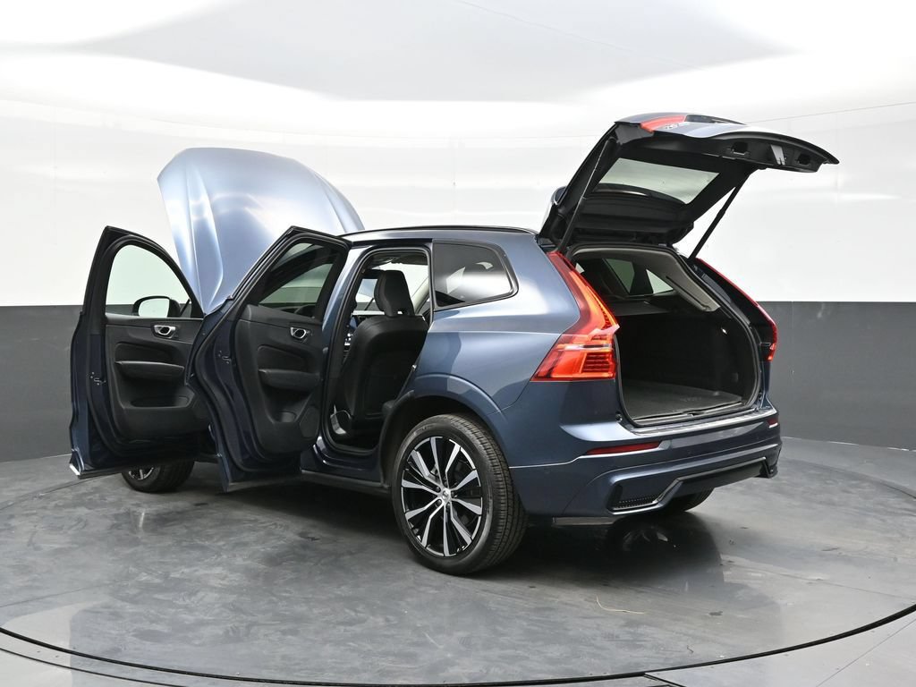 Used 2024 Volvo XC60 B5 Plus w/ Protection Package Premier AWD/4WD image 43