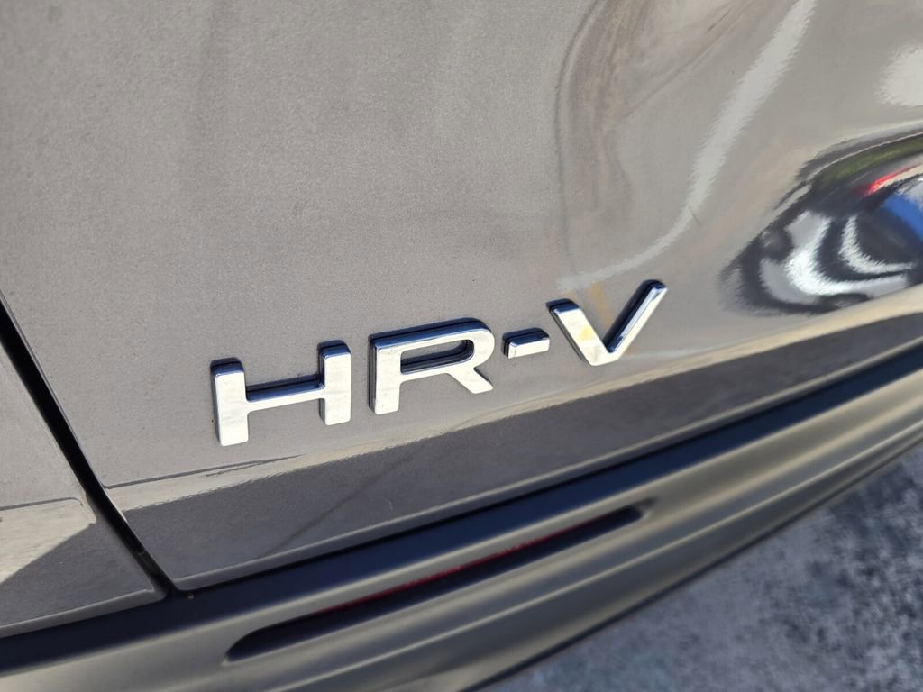 Certified 2025 Honda HR-V LX image 14
