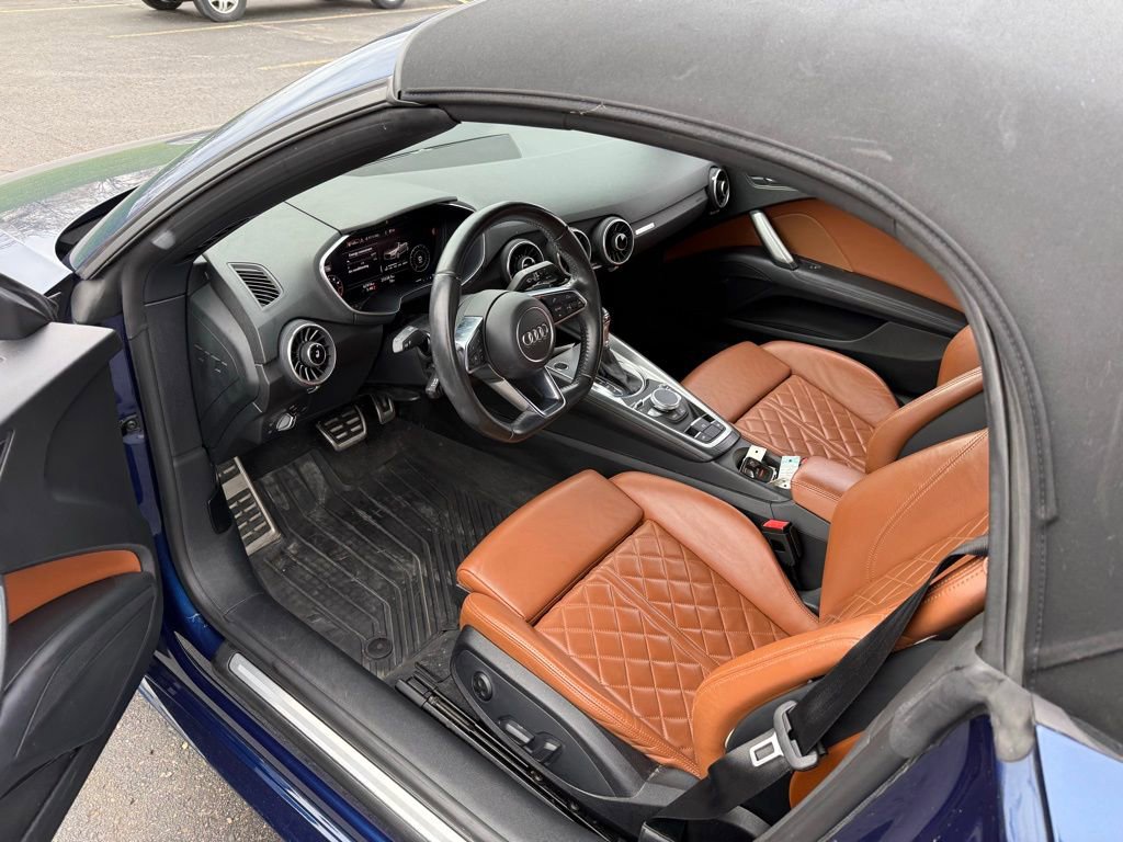 Used 2017 Audi TT 2.0T w/ Technology Package image 6