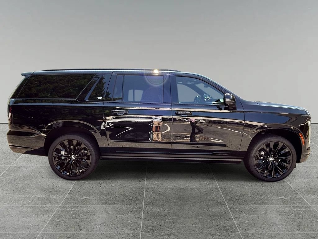 New 2026 Cadillac Escalade ESV Platinum Sport w/ LPO, ONYX Package AWD/4WD image 6