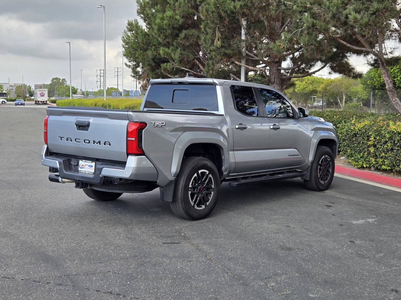 Used 2024 Toyota Tacoma TRD Sport image 4
