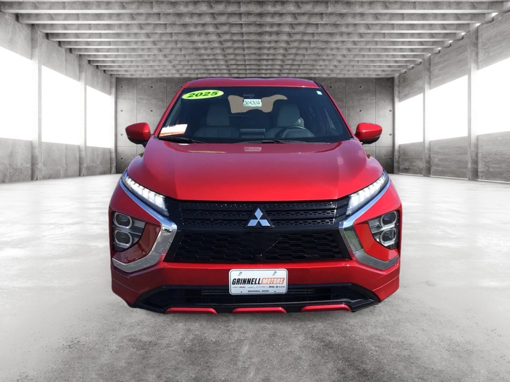 Used 2025 Mitsubishi Eclipse Cross SEL AWD/4WD image 2