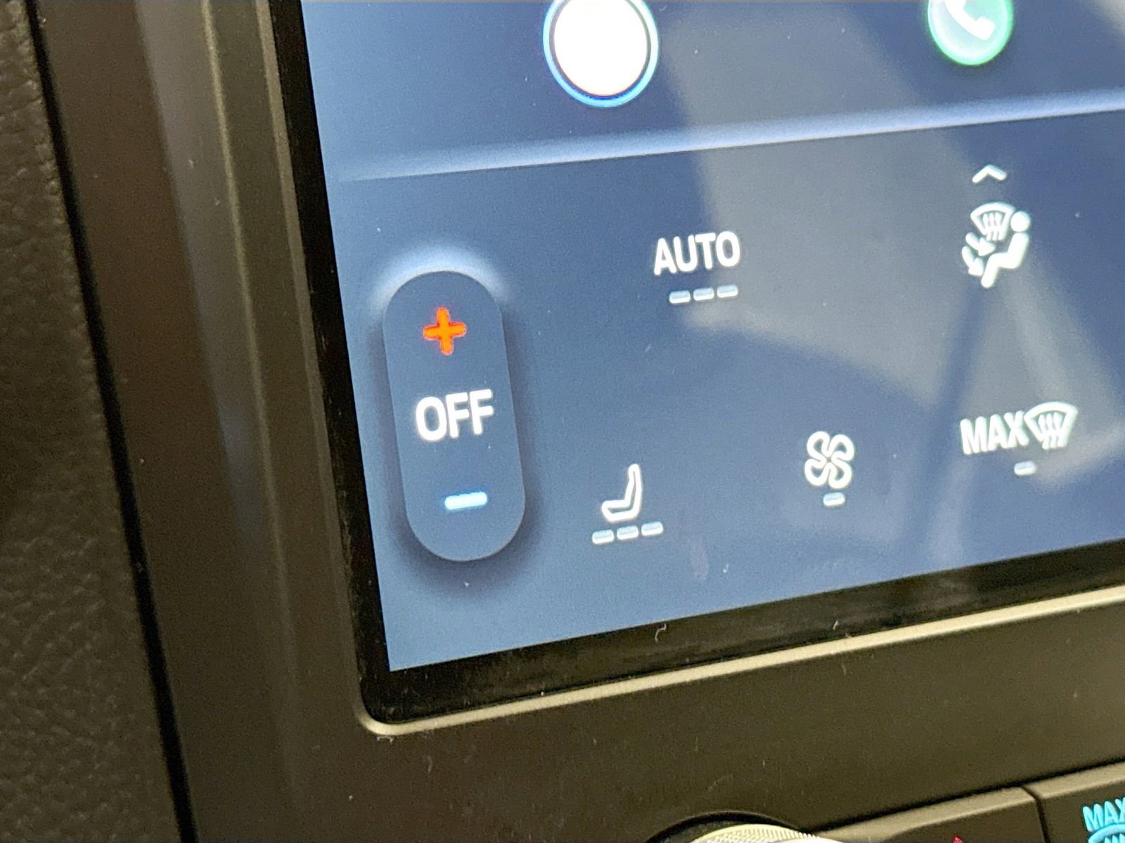 Used 2024 Ford Edge SEL image 22