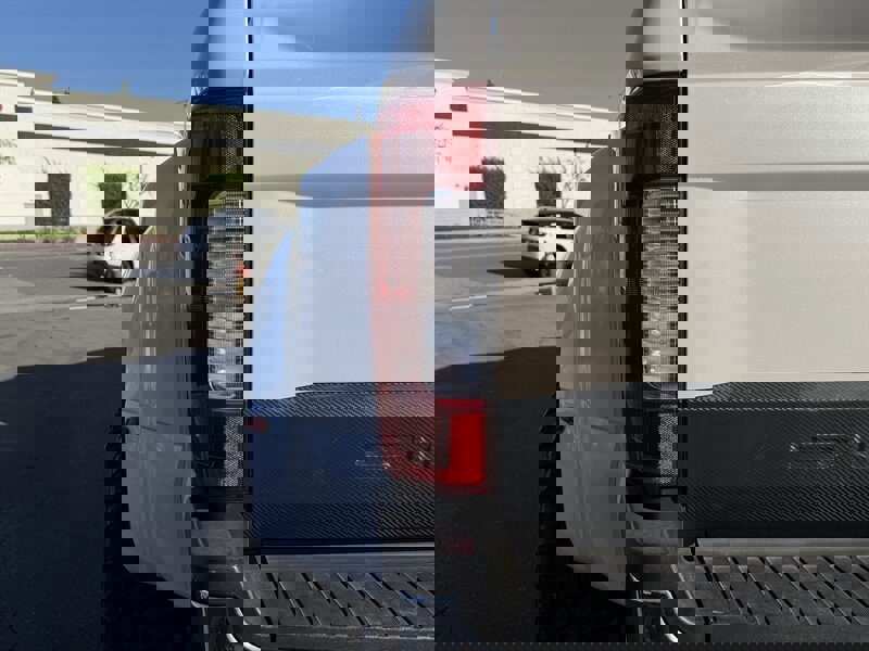 Used 2017 Ford F350 Lariat w/ FX4 Off-Road Package image 17