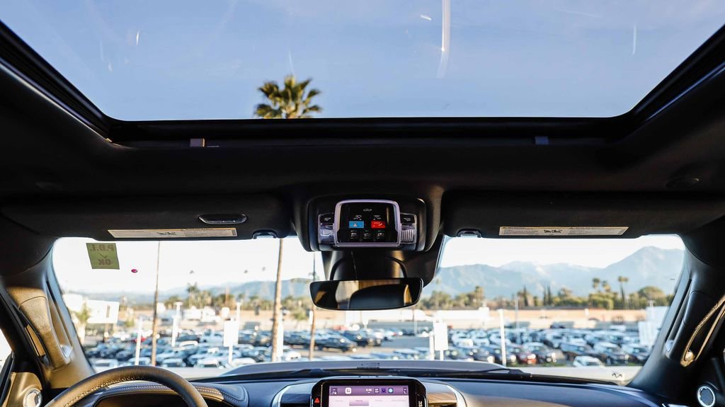 New 2026 RAM 2500 Laramie AWD/4WD image 19