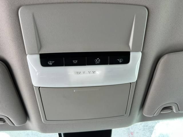Used 2023 Nissan Altima 2.5 SV FWD image 25