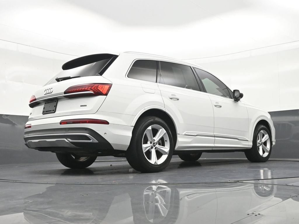 Used 2021 Audi Q7 2.0T Premium w/ Convenience Package AWD/4WD image 28