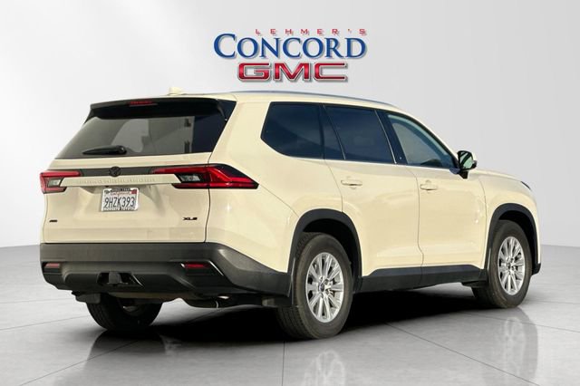 Used 2024 Toyota Grand Highlander XLE image 4