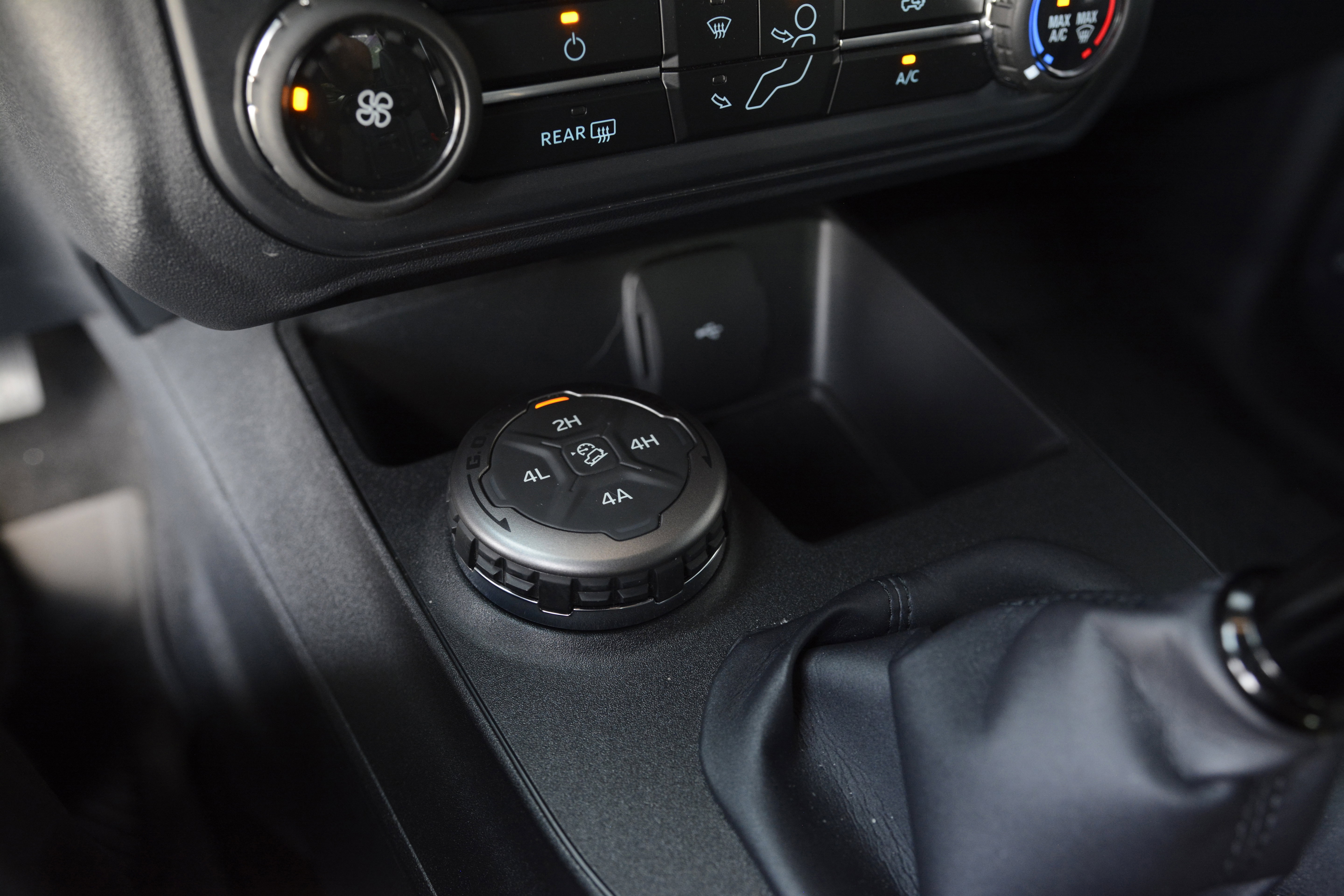 Used 2023 Ford Bronco 2-Door w/ Sasquatch Package image 24