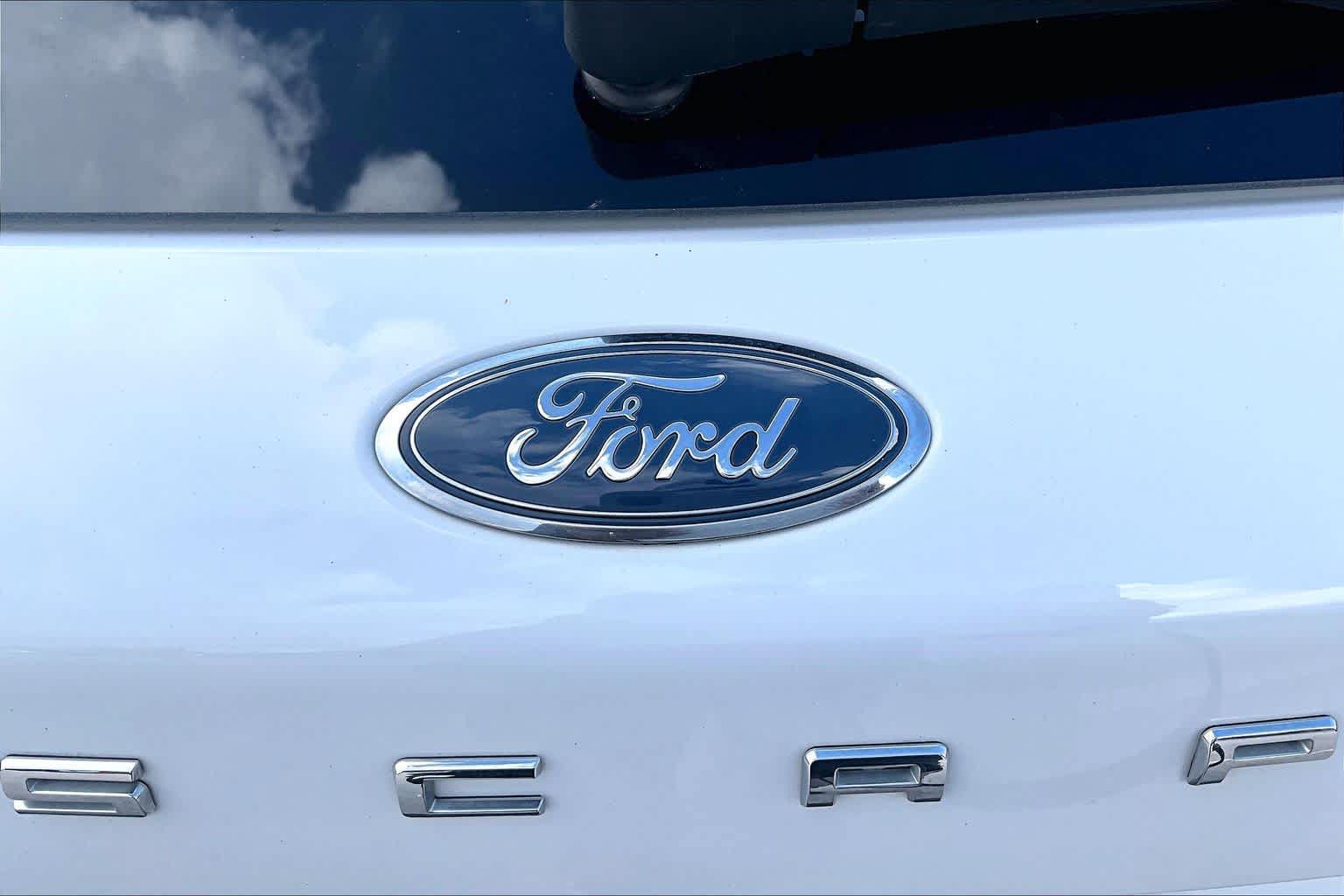 Used 2020 Ford Escape SE FWD image 31