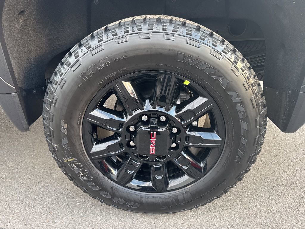 New 2026 GMC Sierra 2500 AT4 w/ AT4 Premium Plus Package image 35