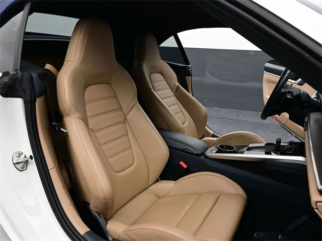 Used 2022 Porsche 911 Turbo image 14