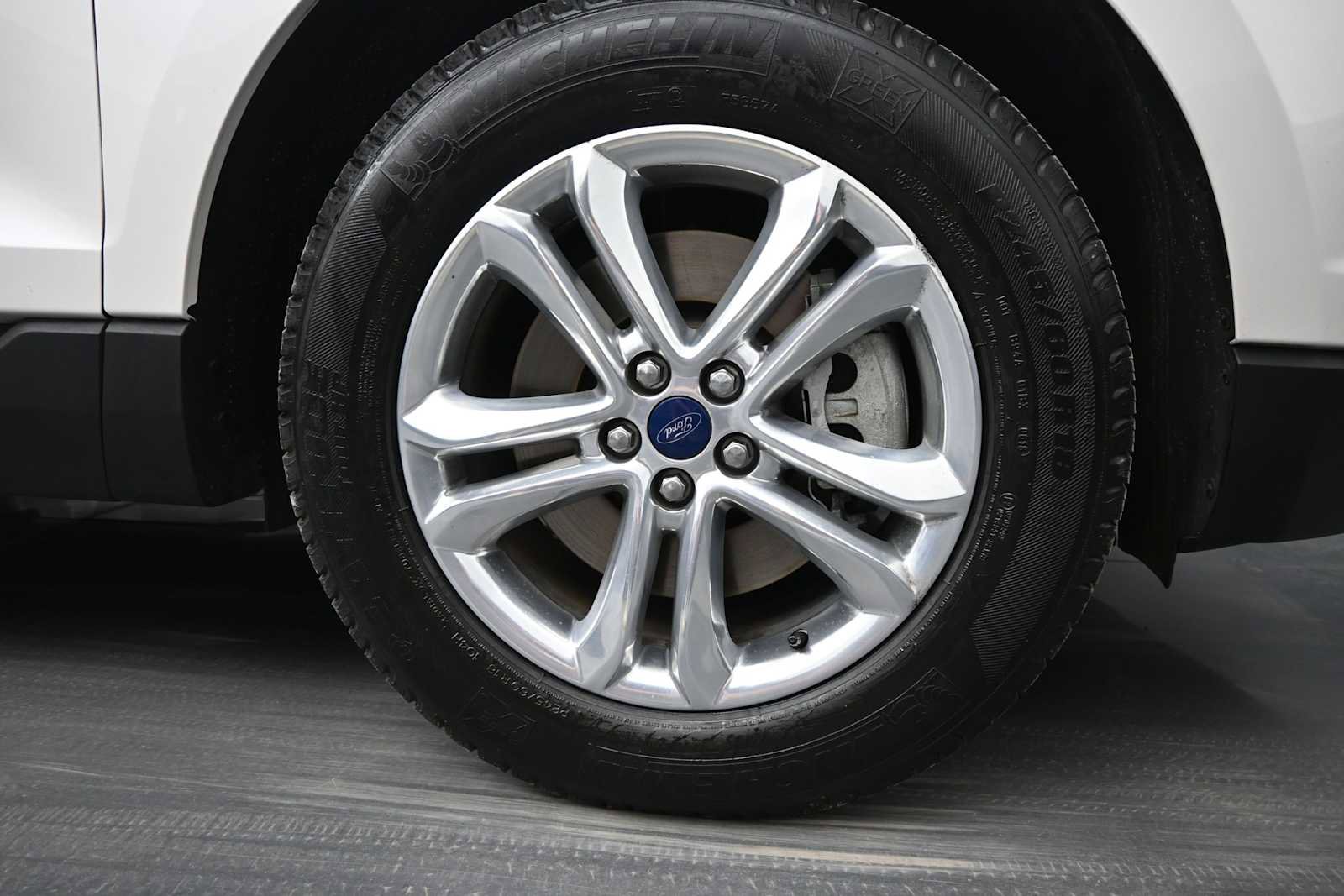 Used 2018 Ford Edge SEL w/ Equipment Group 201A image 10