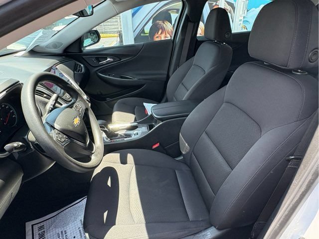 Used 2022 Chevrolet Malibu LT FWD image 10