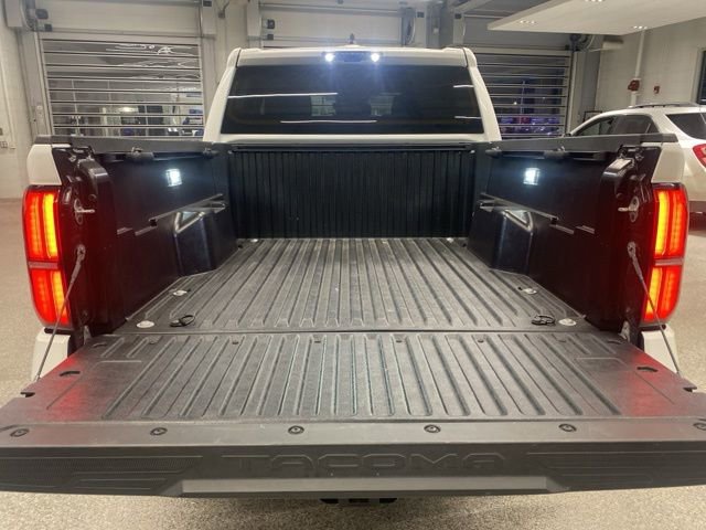 Used 2024 Toyota Tacoma TRD Sport image 10