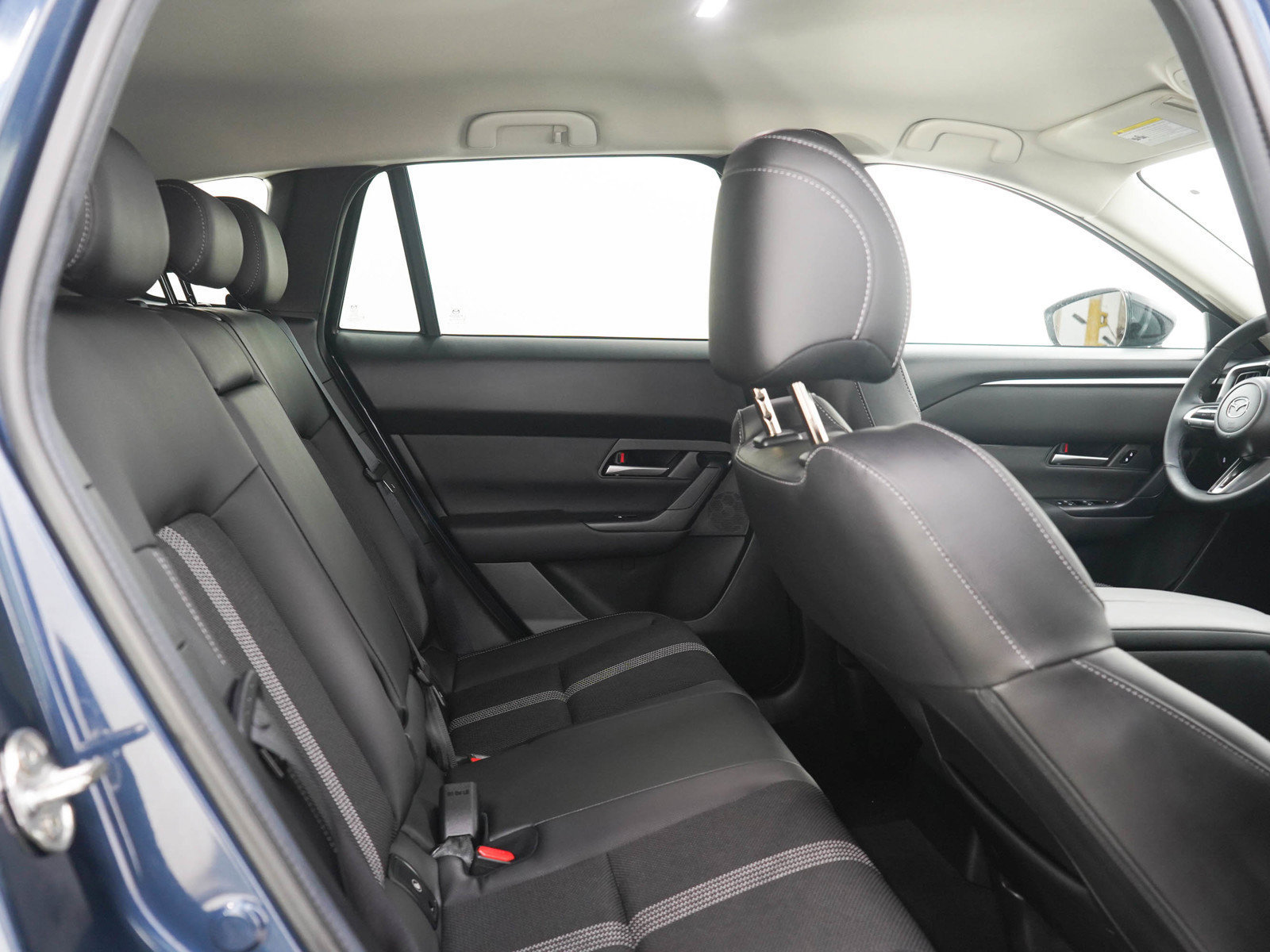 Used 2025 MAZDA CX-50 AWD 2.5 S w/ Select Package image 13