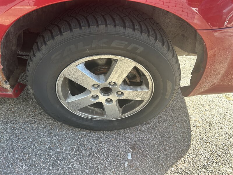 Used 2012 Dodge Grand Caravan SXT FWD image 31