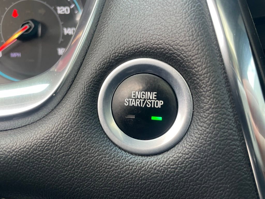 Used 2023 Chevrolet Traverse LT w/ LT Premium Package image 16