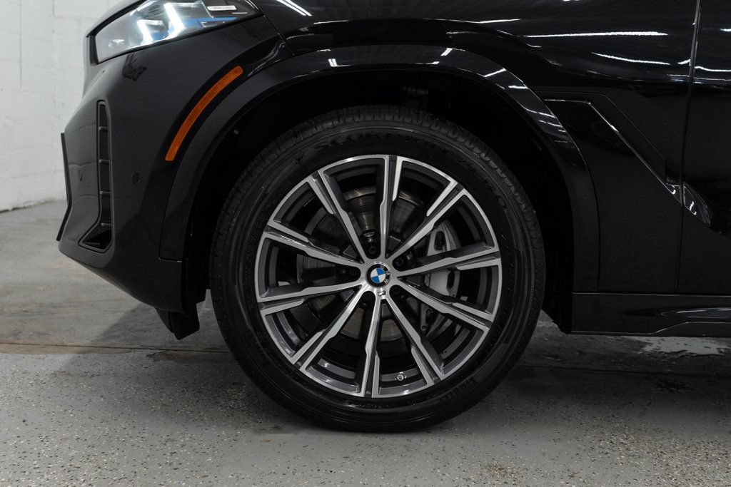 Used 2026 BMW X6 xDrive40i AWD/4WD image 41