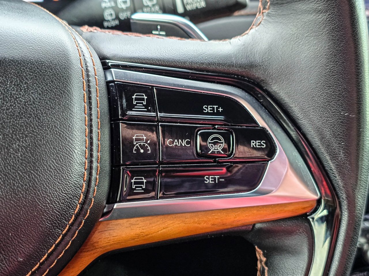 Used 2024 Jeep Grand Cherokee L Summit image 28