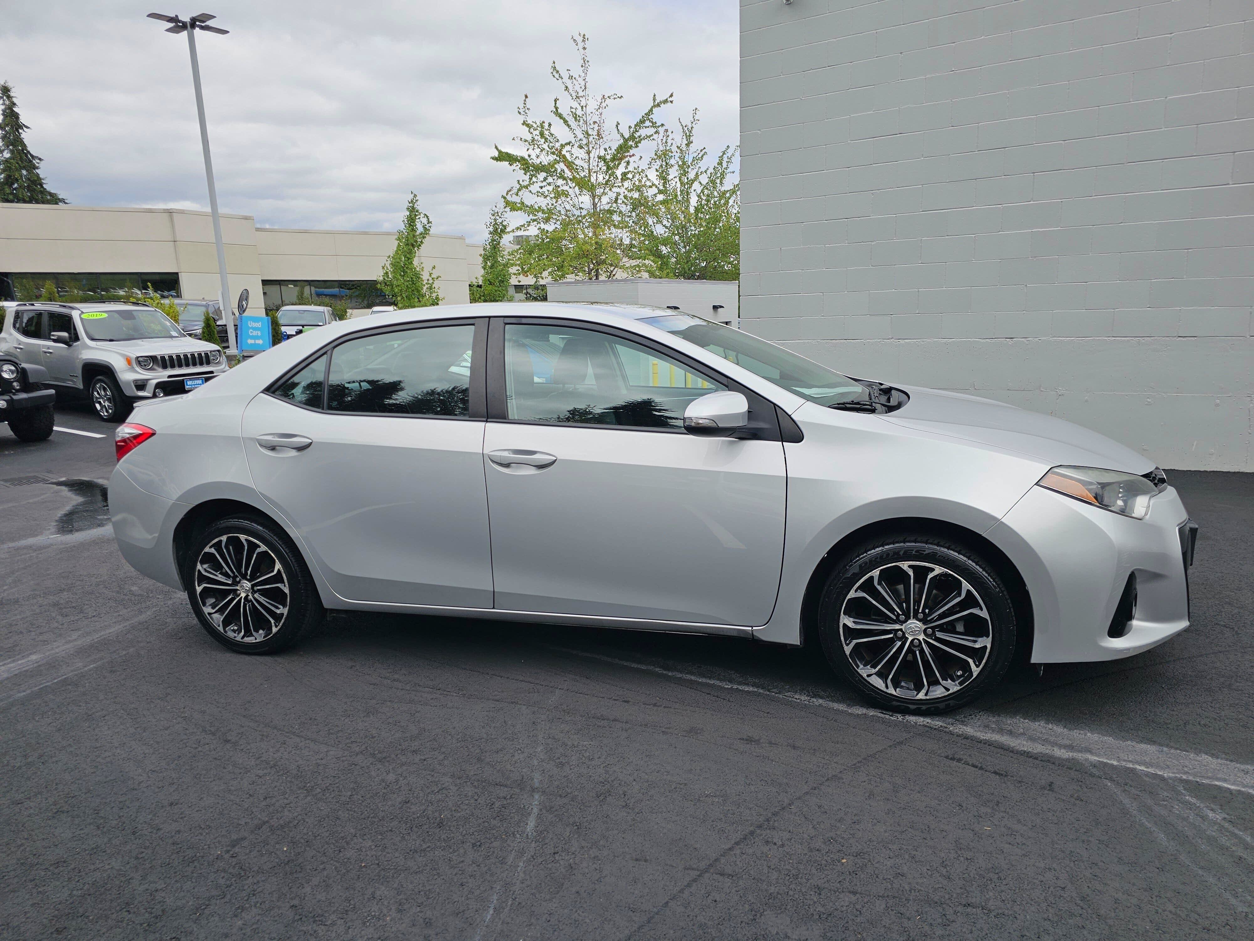 Used 2016 Toyota Corolla S FWD image 8