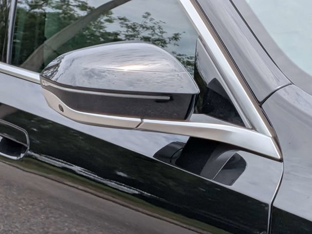 Used 2025 BMW 530i w/ Premium Package RWD image 10