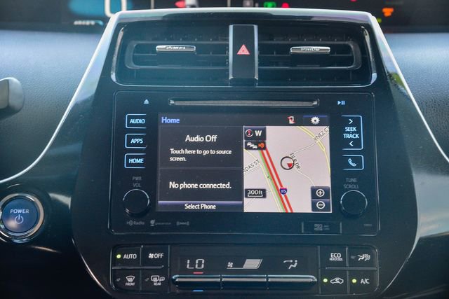 Used 2017 Toyota Prius Three image 15