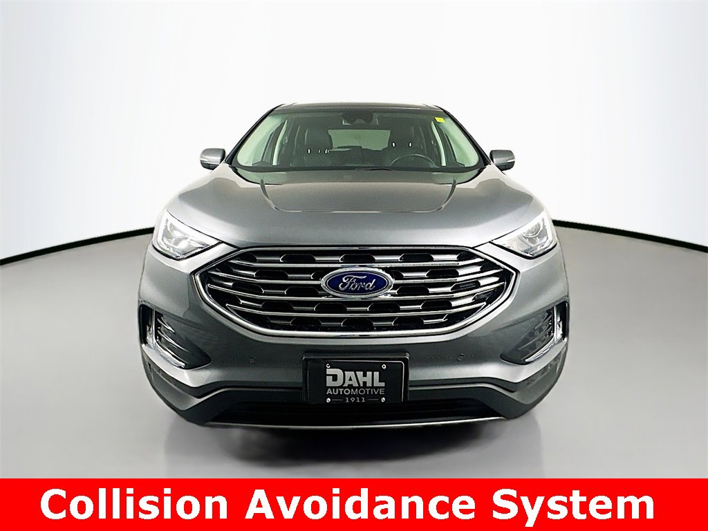Used 2024 Ford Edge Titanium image 3