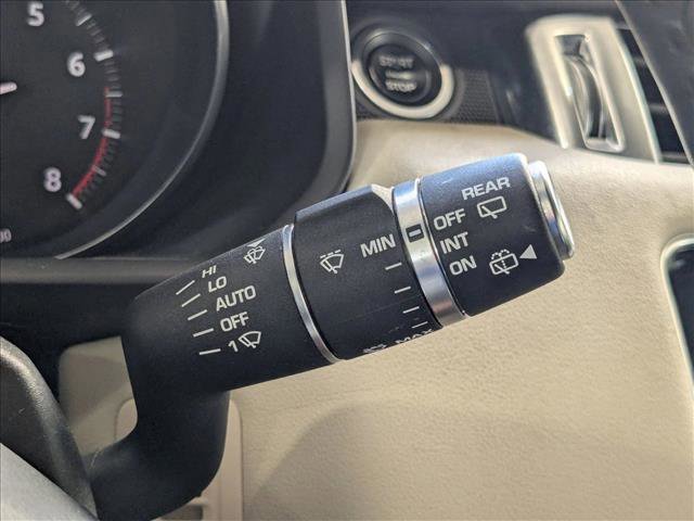 Used 2016 Land Rover Range Rover Sport HSE image 7