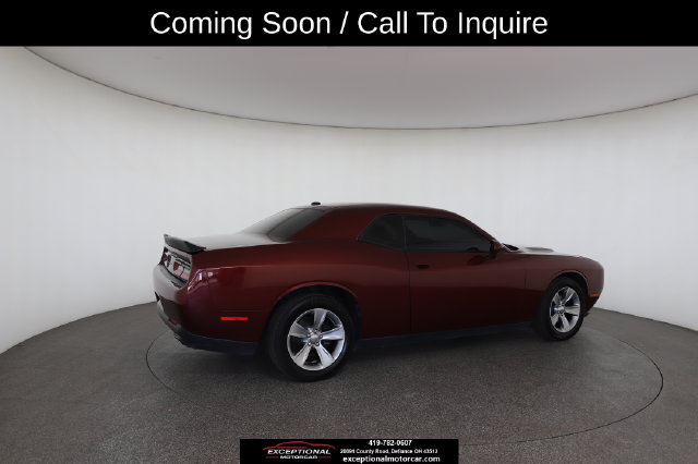 Used 2017 Dodge Challenger SXT RWD image 19