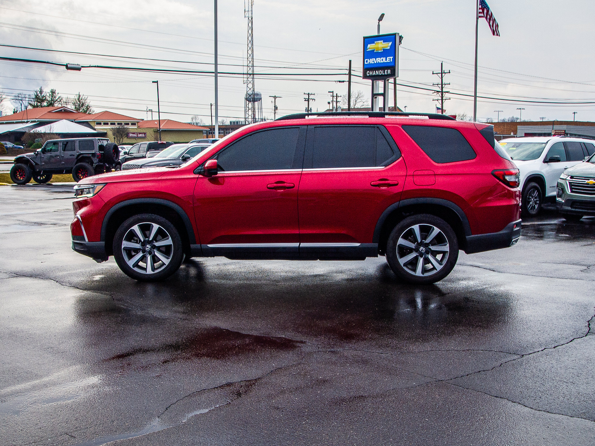 Used 2025 Honda Pilot Elite image 4