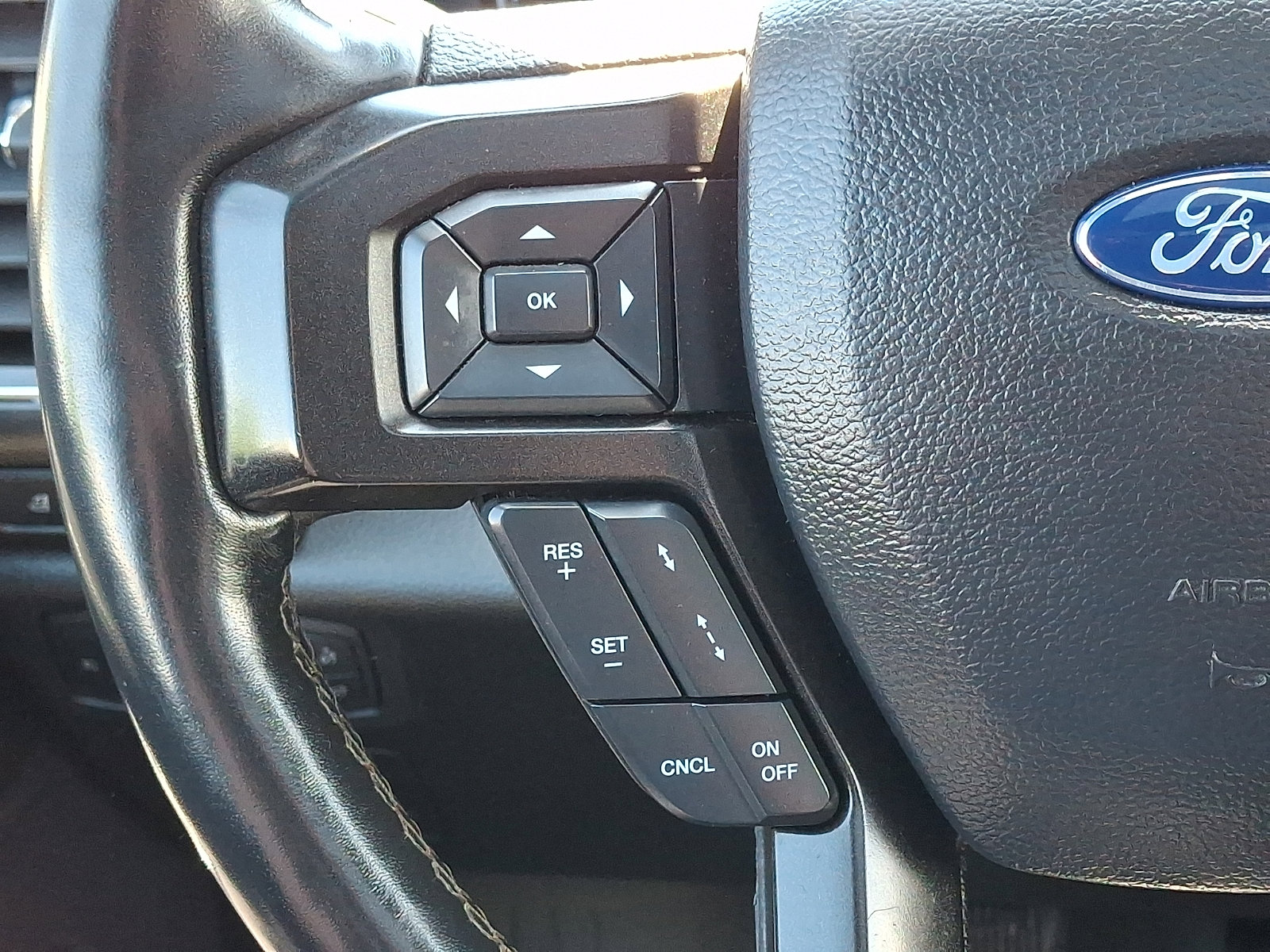 Certified 2019 Ford Expedition Limited w/ Equipment Group 301A AWD/4WD image 27
