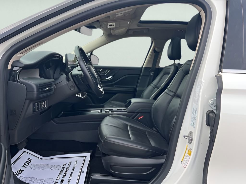 Used 2023 Lincoln Corsair Reserve w/ Equipment Group 201A image 20